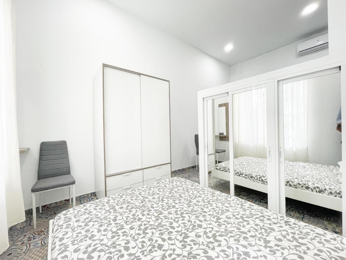 Appartamento Precioso Loft En El Corazon De Triana Siviglia Esterno foto
