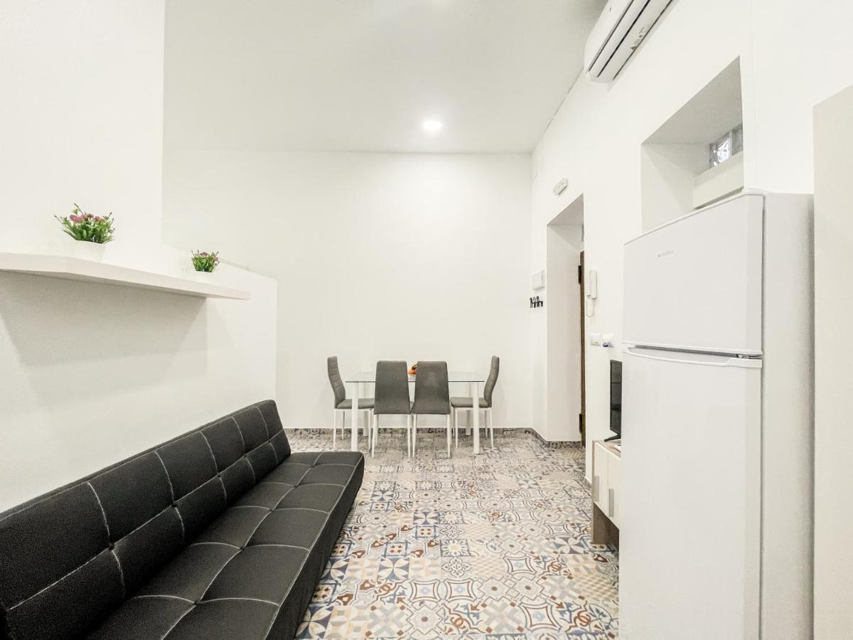 Appartamento Precioso Loft En El Corazon De Triana Siviglia Esterno foto